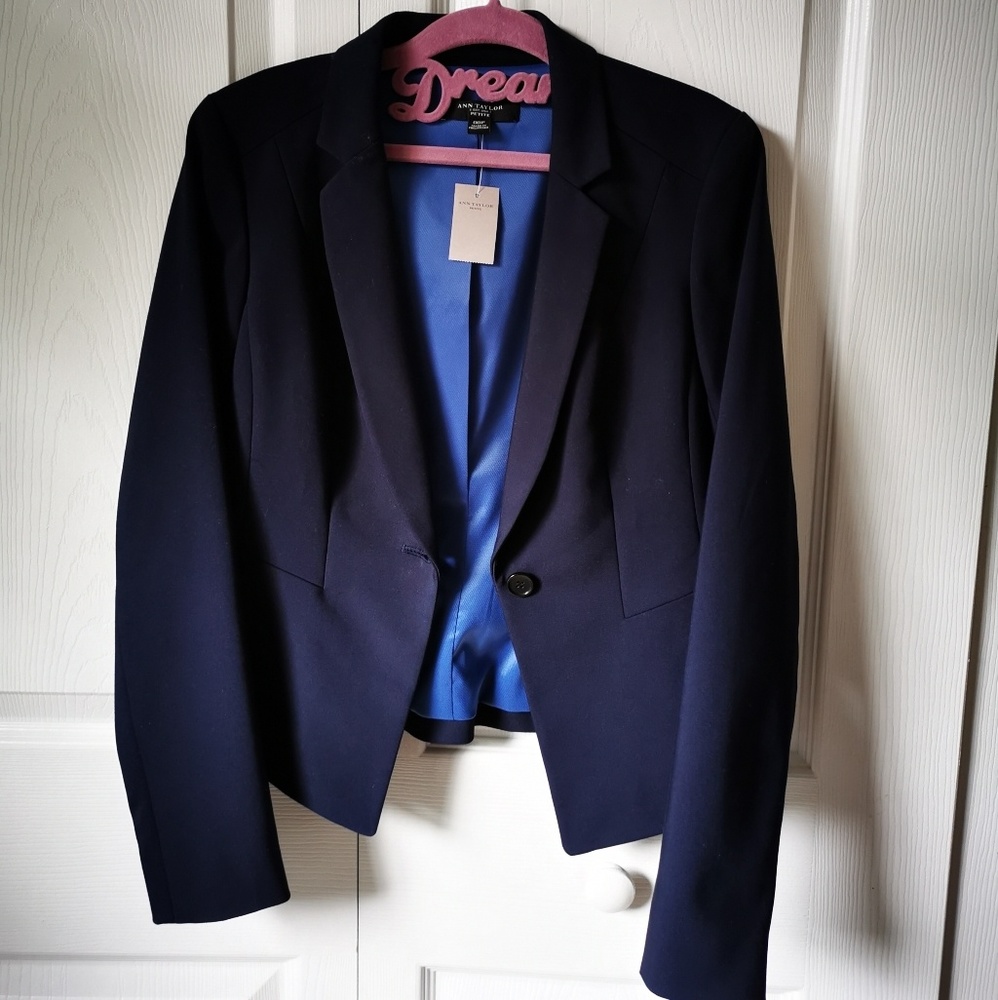 NWT Ann Taylor navy blazer 00 petite